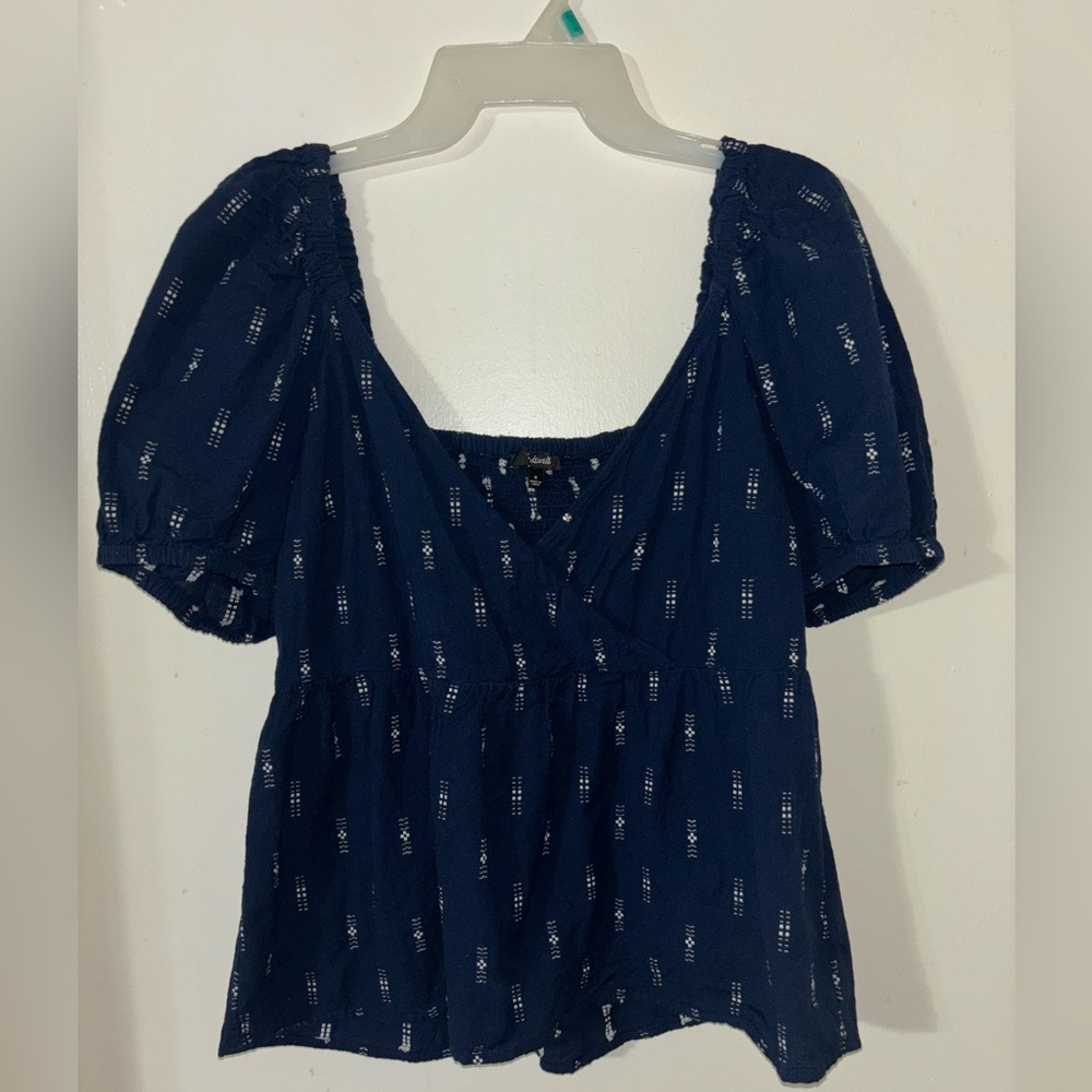 Dark blue Madewell top. Size M.